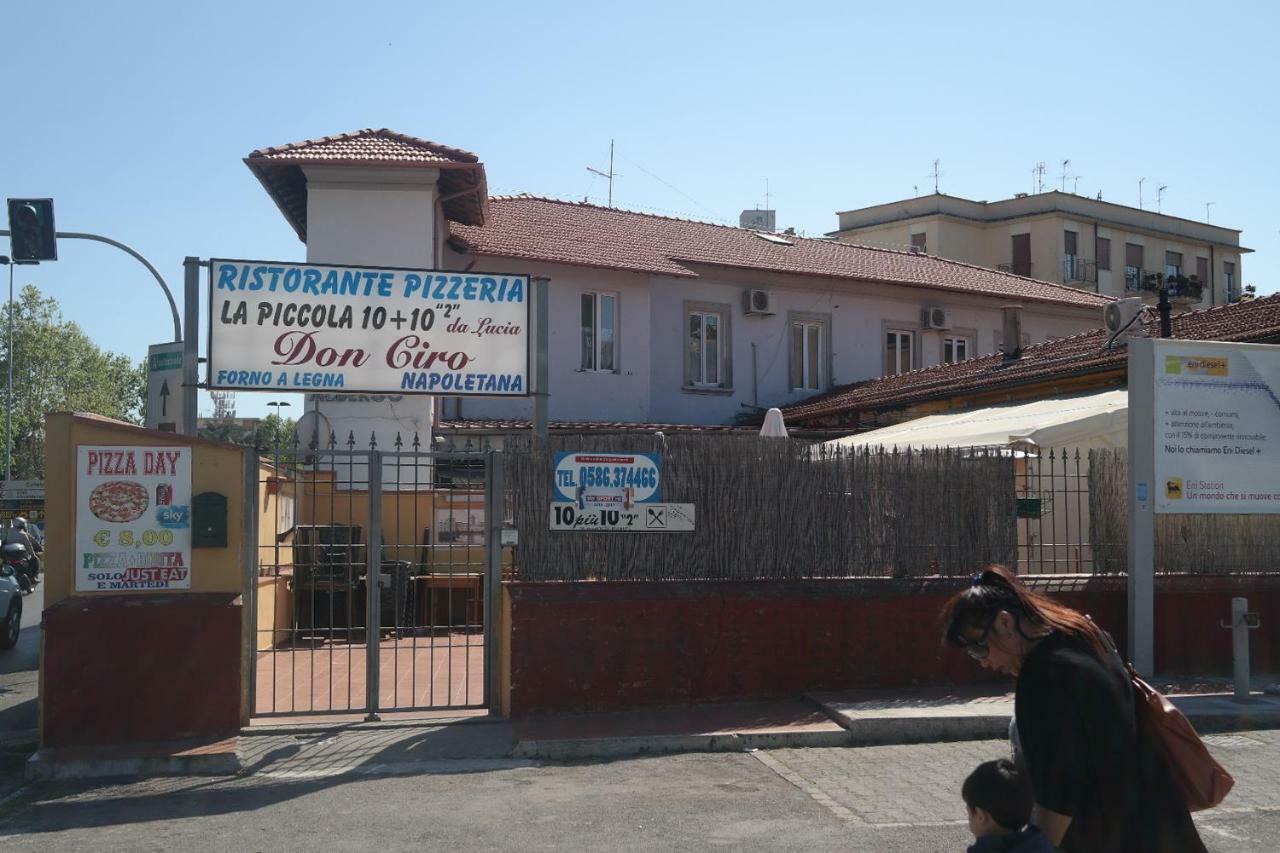 Hotel Houston Livorno - Struttura Esclusivamente Turistica - Not For Business Or Workers Екстериор снимка