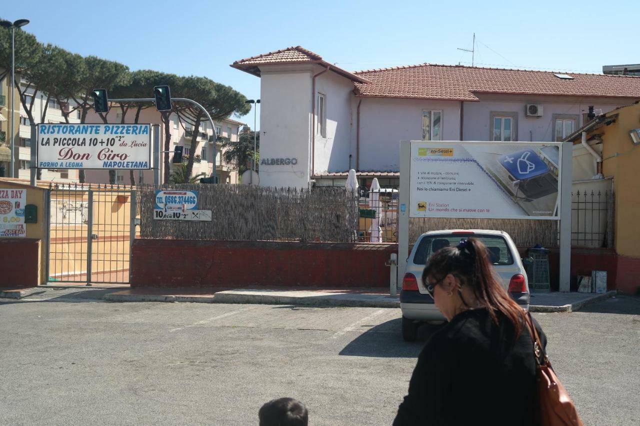 Hotel Houston Livorno - Struttura Esclusivamente Turistica - Not For Business Or Workers Екстериор снимка