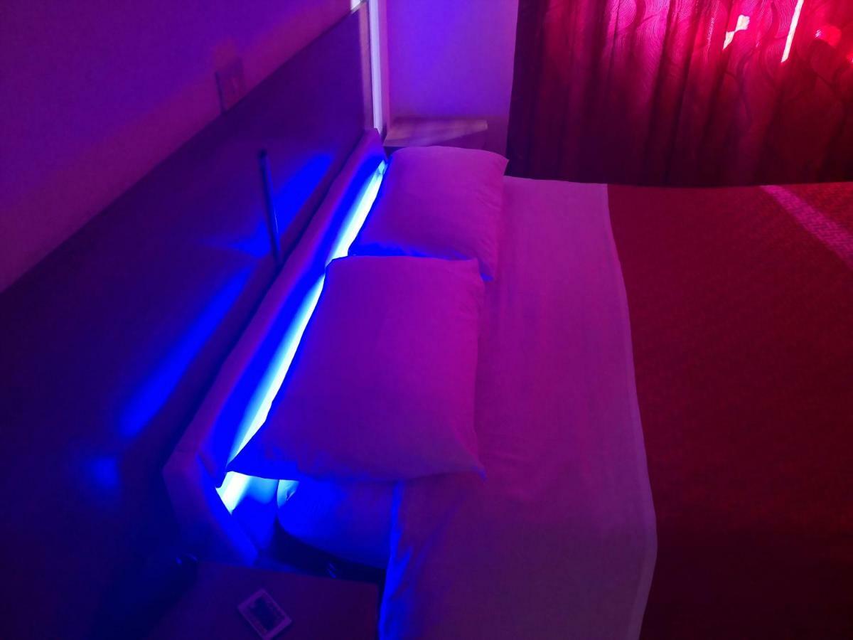 Hotel Houston Livorno - Struttura Esclusivamente Turistica - Not For Business Or Workers Екстериор снимка